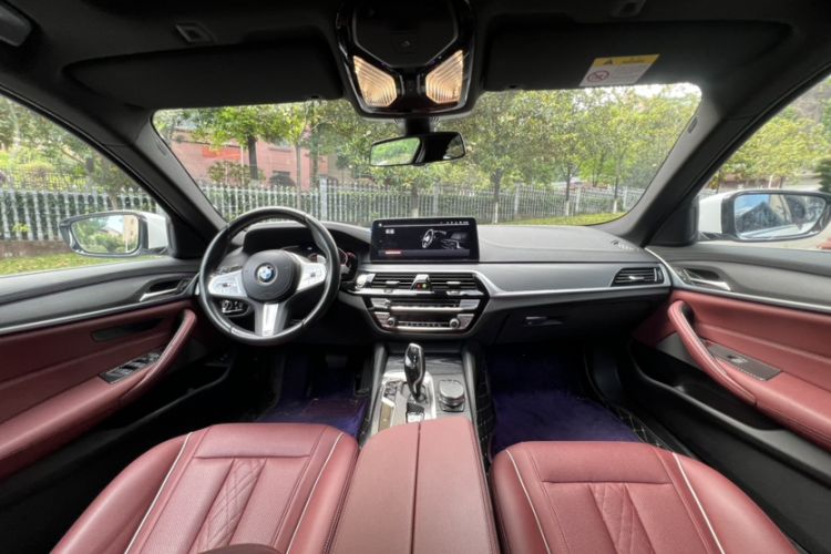 Used BMW 5 Series 2023 530Li Leading Model M Sport Package Interior 1