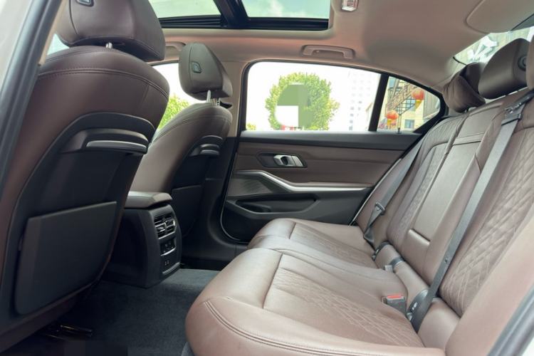 Used BMW 5 Series 2023 530Li xDrive M Sport Package Interior 2