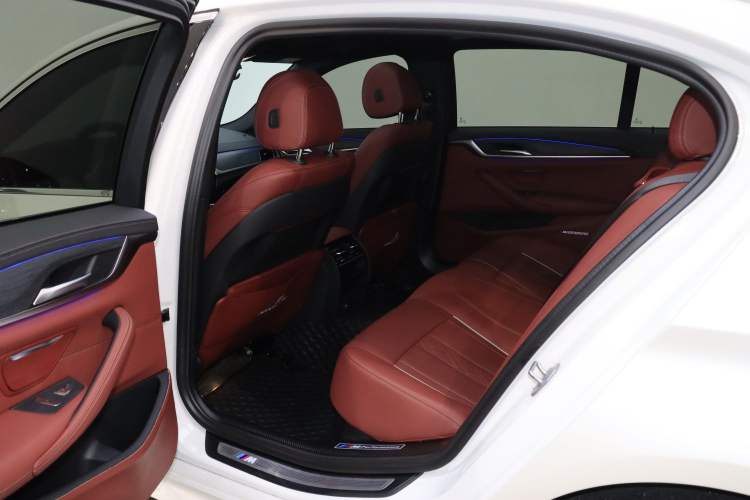 Used BMW 5 Series 2023 530Li Leading Model M Sport Package Interior 2