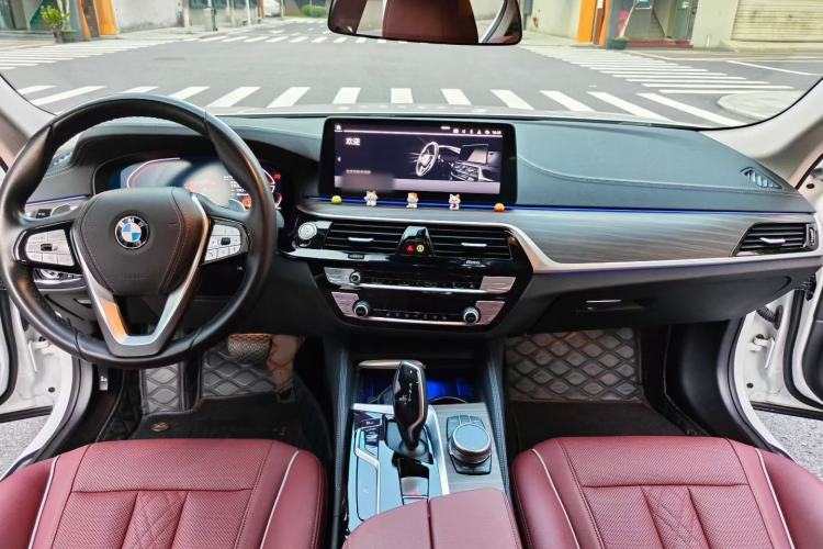 Used BMW 5 Series 2023 530Li Leading Edition Luxury Package Interior 2