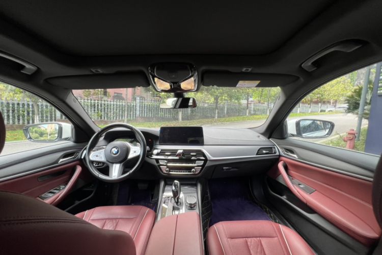 Used BMW 5 Series 2023 530Li Leading Model M Sport Package Interior 2