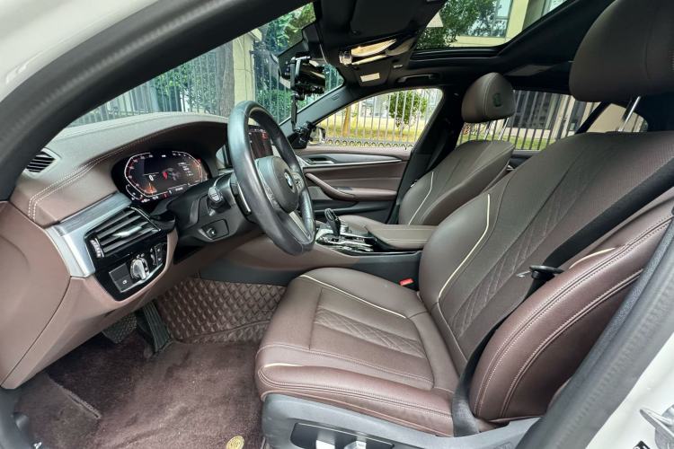 Used BMW 5 Series 2023 530Li Leading Model M Sport Package Interior 2