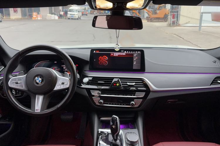 Used BMW 5 Series 2023 530Li Leading Model M Sport Package Interior 3