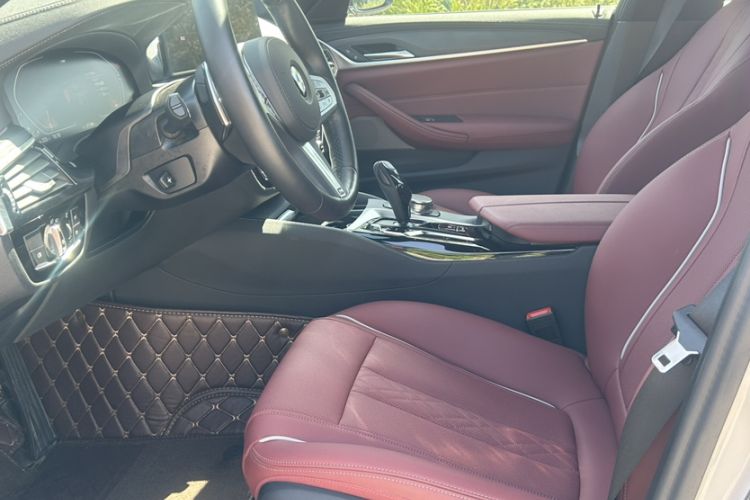 Used BMW 5 Series 2023 530Li Leading Model M Sport Package Interior 3