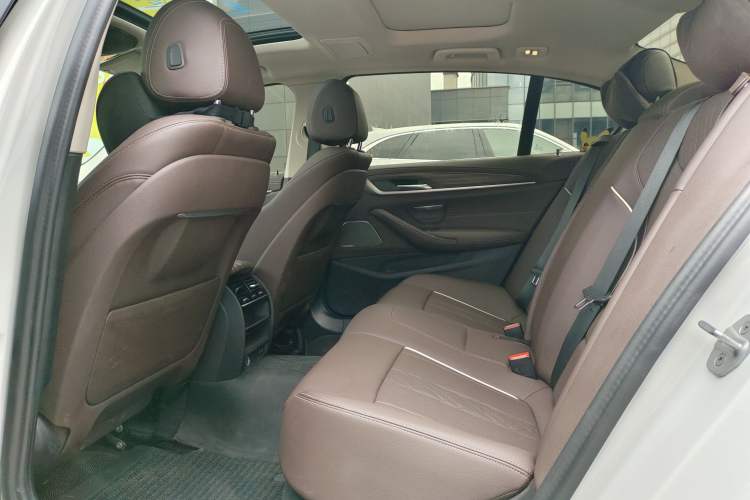 Used BMW 5 Series 2023 530Li Leading Edition Luxury Package Interior 7
