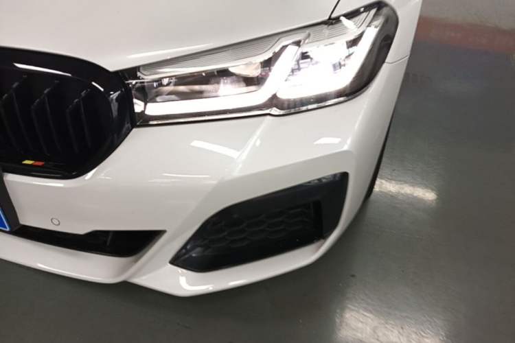 Used BMW 5 Series 2023 530Li Leading Model M Sport Package Left Front Headlight