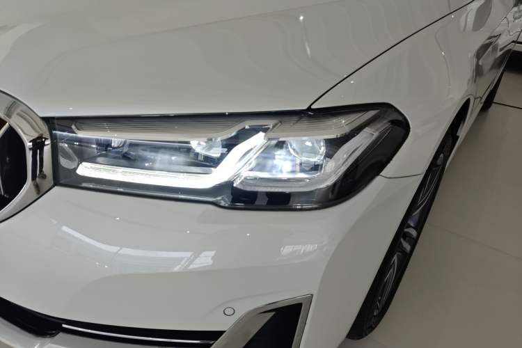 Used BMW 5 Series 2023 530Li Leading Edition Luxury Package Left Front Headlight