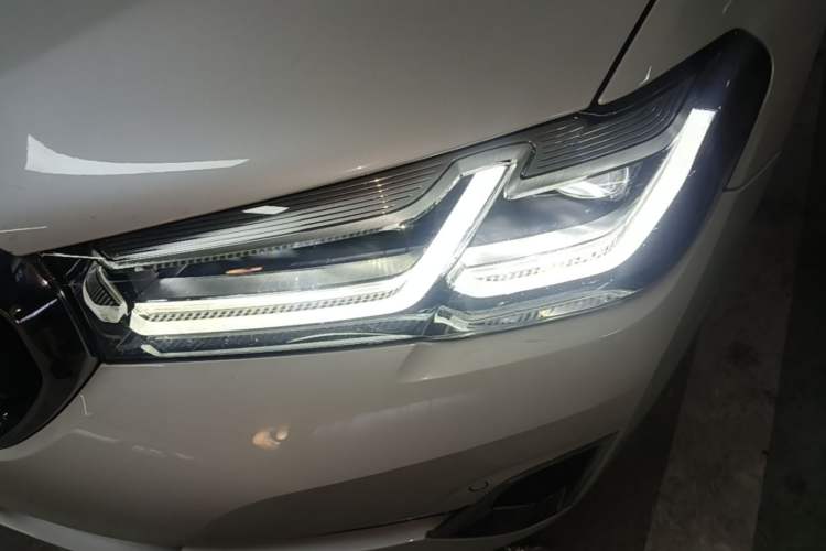 Used BMW 5 Series 2023 530Li Leading Edition Luxury Package Left Front Headlight