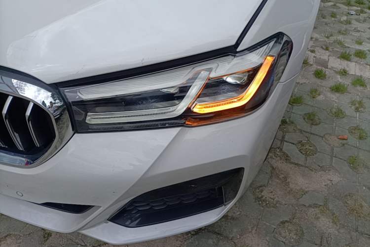 Used BMW 5 Series 2023 530Li Leading Model M Sport Package Left Front Headlight