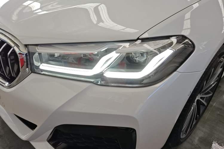 Used BMW 5 Series 2023 530Li Leading Model M Sport Package Left Front Headlight