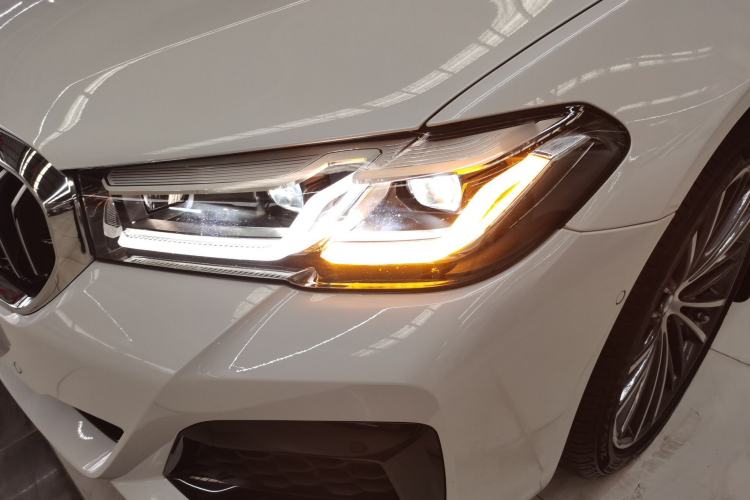 Used BMW 5 Series 2023 530Li Leading Model M Sport Package Left Front Headlight