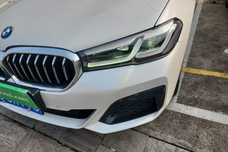 Used BMW 5 Series 2023 Restyled 530Li Leading Edition M Sport Package Left Front Headlight
