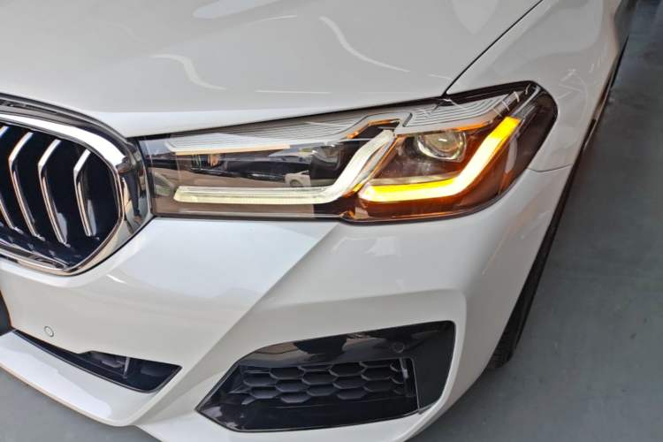 Used BMW 5 Series 2023 530Li Leading Model M Sport Package Left Front Headlight