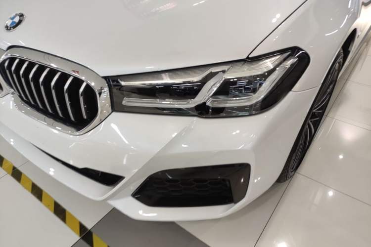 Used BMW 5 Series 2023 530Li Leading Model M Sport Package Left Front Headlight