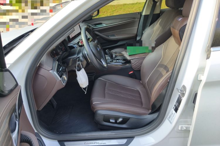 Used BMW 5 Series 2023 530Li Leading Edition Luxury Package Left Front Seat