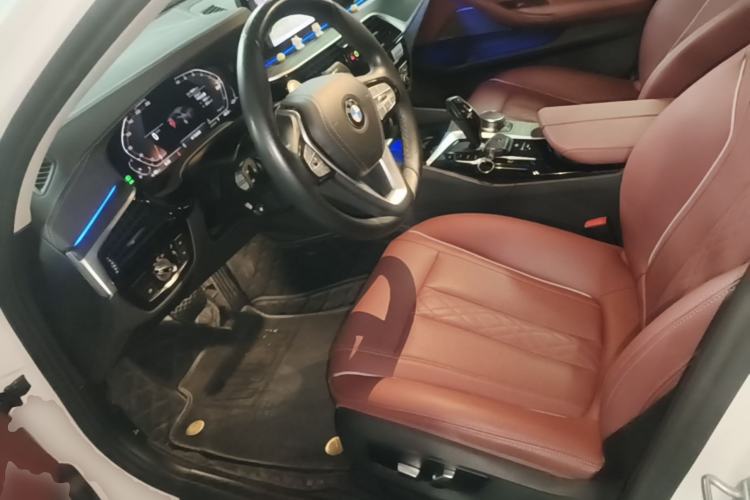 Used BMW 5 Series 2023 530Li Leading Edition Luxury Package Left Front Seat