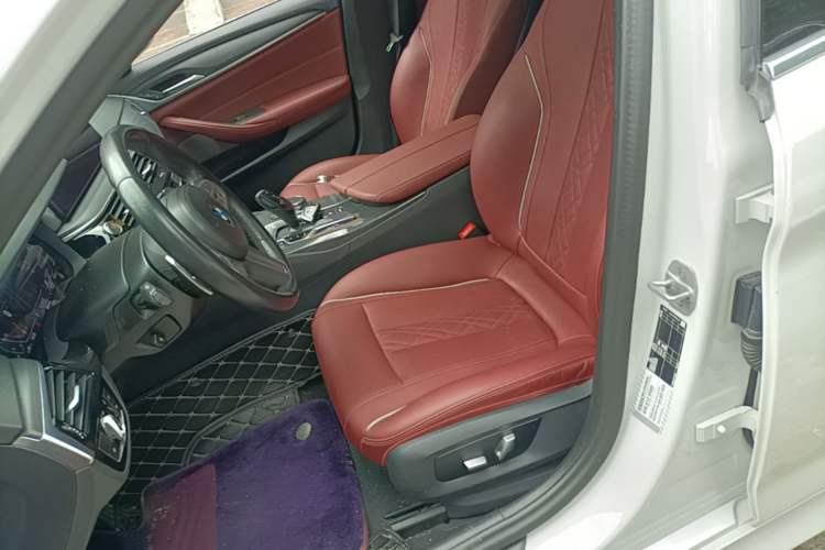 Used BMW 5 Series 2023 530Li Leading Model M Sport Package Left Front Seat