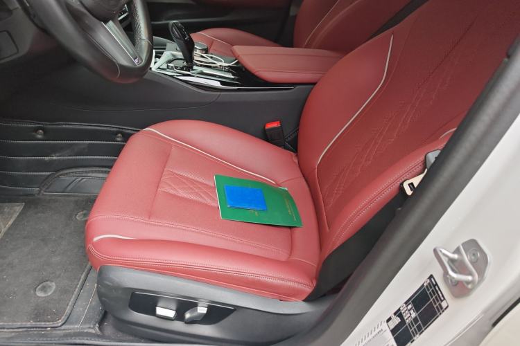 Used BMW 5 Series 2023 530Li Leading Model M Sport Package Left Front Seat