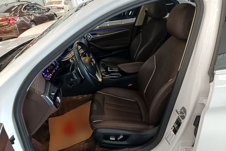 Used BMW 5 Series 2023 530Li Leading Edition Luxury Package Left Front Seat