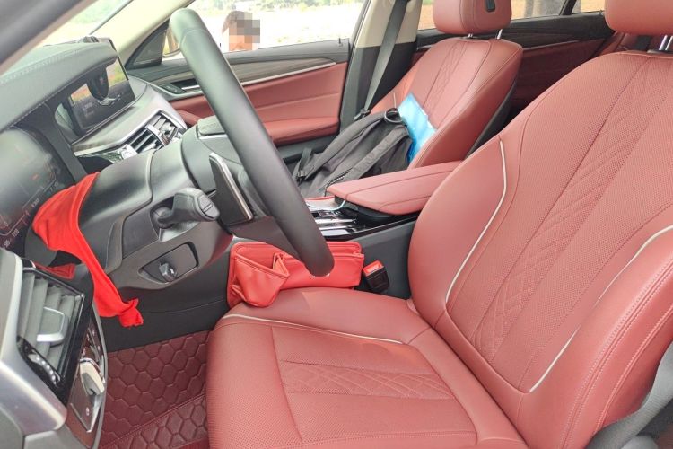 Used BMW 5 Series 2023 530Li Leading Edition Luxury Package Left Front Seat