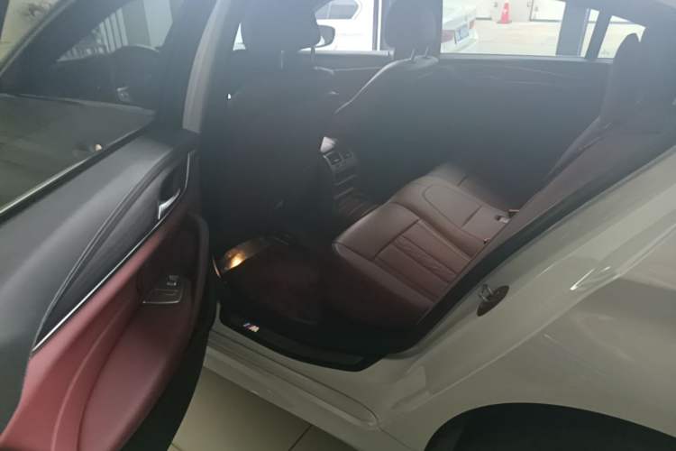 Used BMW 5 Series 2023 530Li Leading Model M Sport Package Left Rear Seat