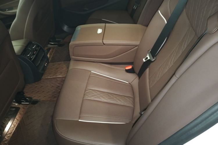Used BMW 5 Series 2023 530Li Leading Model M Sport Package Left Rear Seat