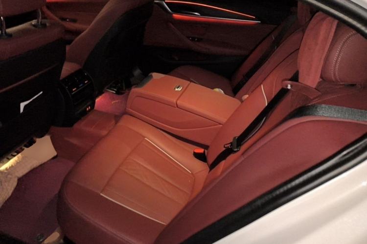 Used BMW 5 Series 2023 530Li Leading Model M Sport Package Left Rear Seat