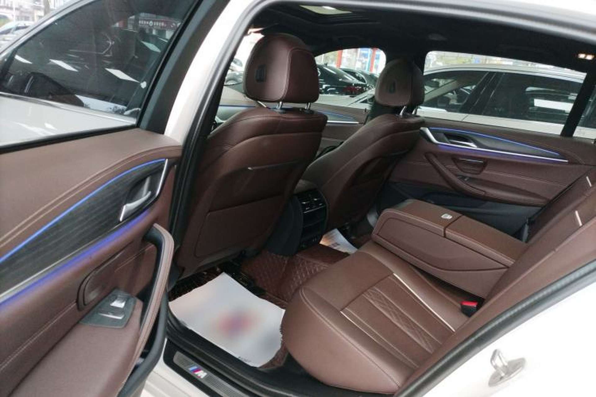 Used BMW 5 Series 2023 530Li Leading Model M Sport Package Left Rear Seat