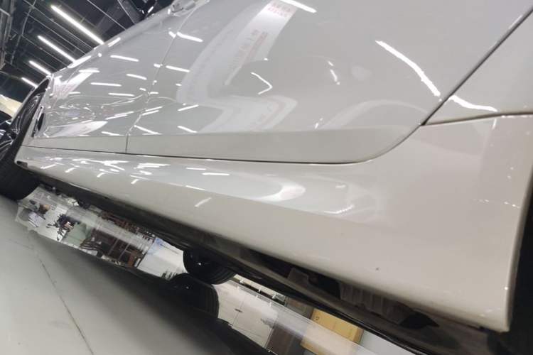 Used BMW 5 Series 2023 530Li Leading Model M Sport Package Left Side Sill