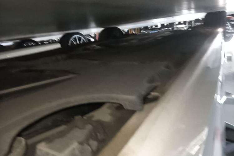 Used BMW 5 Series 2023 530Li Leading Model M Sport Package Left Side Sill
