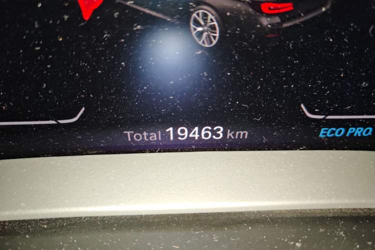 Used BMW 5 Series 2023 530Li Leading Model M Sport Package Odometer Close Up
