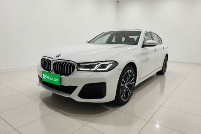 Ojetý BMW 5 Series 2023 530Li Leading Model M Sport Package