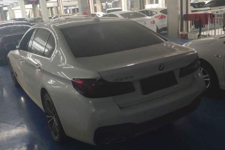 Used BMW 5 Series 2023 530Li Leading Model M Sport Package Rear Left 45 Deg