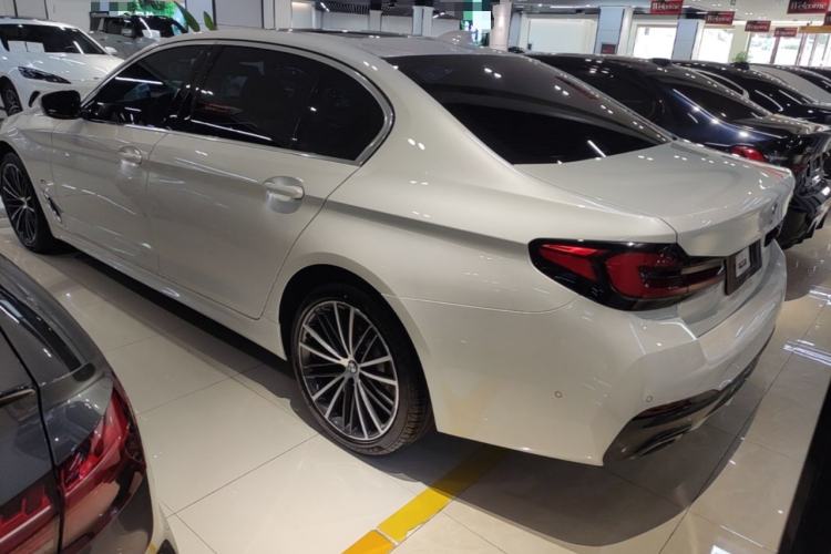 Used BMW 5 Series 2023 530Li Leading Model M Sport Package Rear Left 45 Deg
