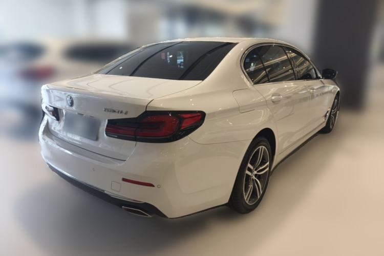Used BMW 5 Series 2023 530Li Leading Edition Luxury Package Rear Right 45 Deg