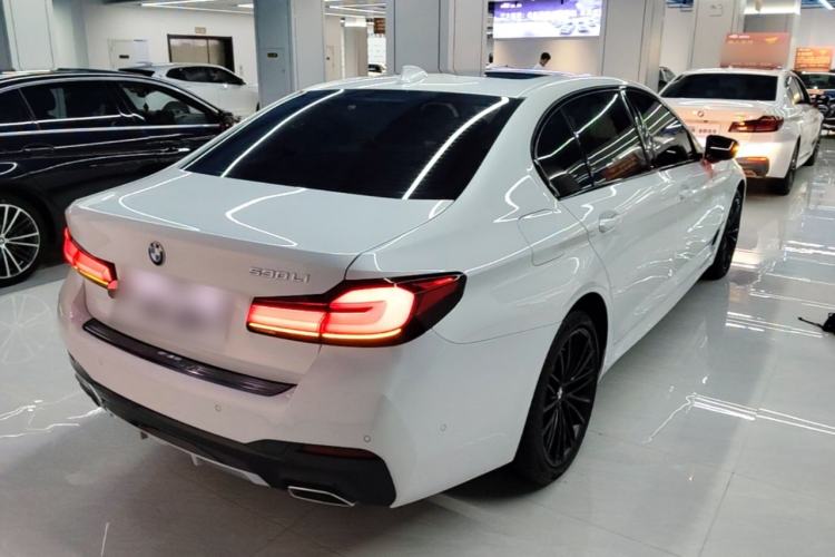 Used BMW 5 Series 2023 530Li Leading Model M Sport Package Rear Right 45 Deg