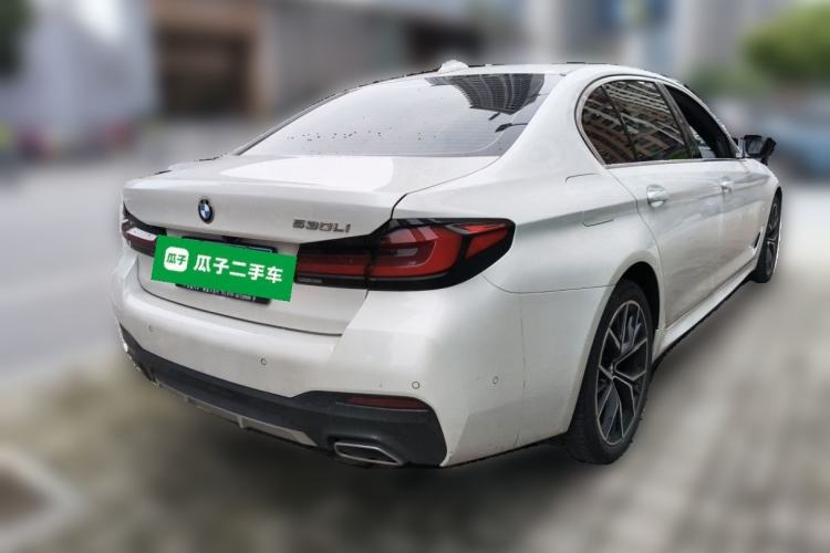 Used BMW 5 Series 2023 530Li Luxury Edition M Sport Package Rear Right 45 Deg