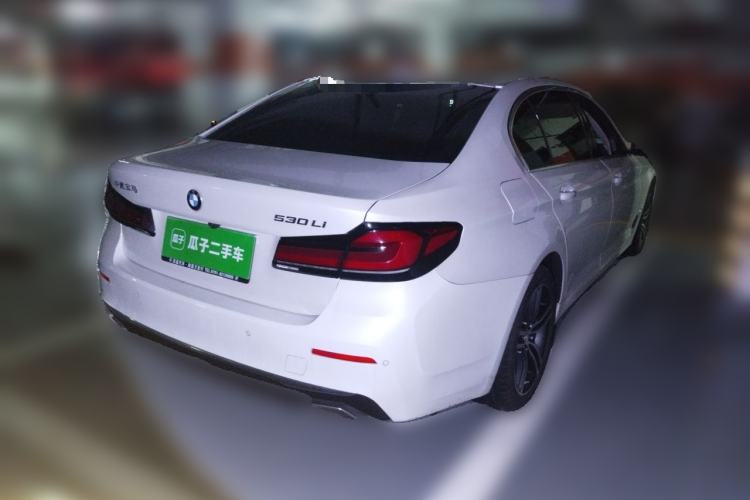 Used BMW 5 Series 2023 530Li Leading Edition Luxury Package Rear Right 45 Deg