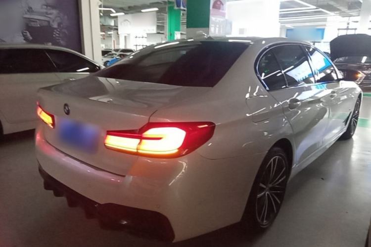 Used BMW 5 Series 2023 530Li Leading Model M Sport Package Rear Right 45 Deg
