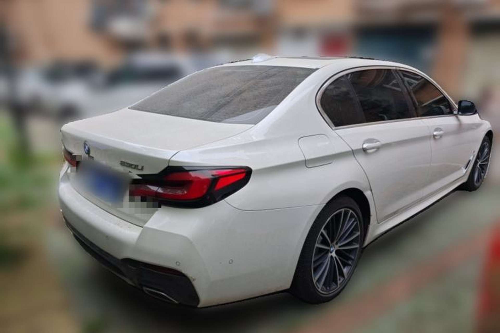 Used BMW 5 Series 2023 530Li Leading Model M Sport Package Rear Right 45 Deg