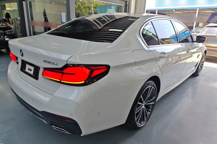 Used BMW 5 Series 2023 530Li Leading Model M Sport Package Rear Right 45 Deg