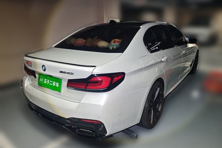 Used BMW 5 Series 2023 530Li Luxury Edition M Sport Package Rear Right 45 Deg