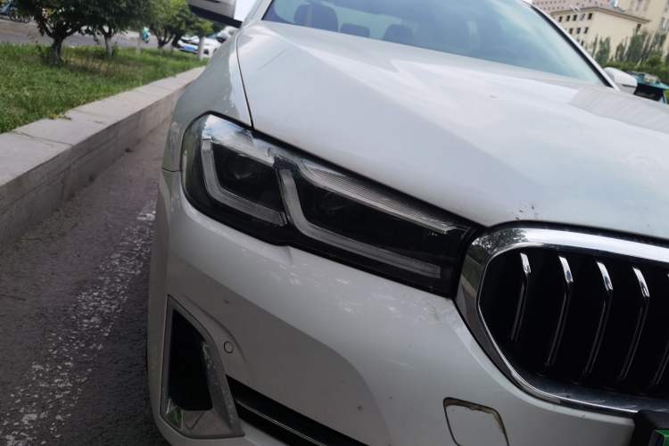 Used BMW 5 Series 2023 530Li Leading Edition Luxury Package Right Front Headlight