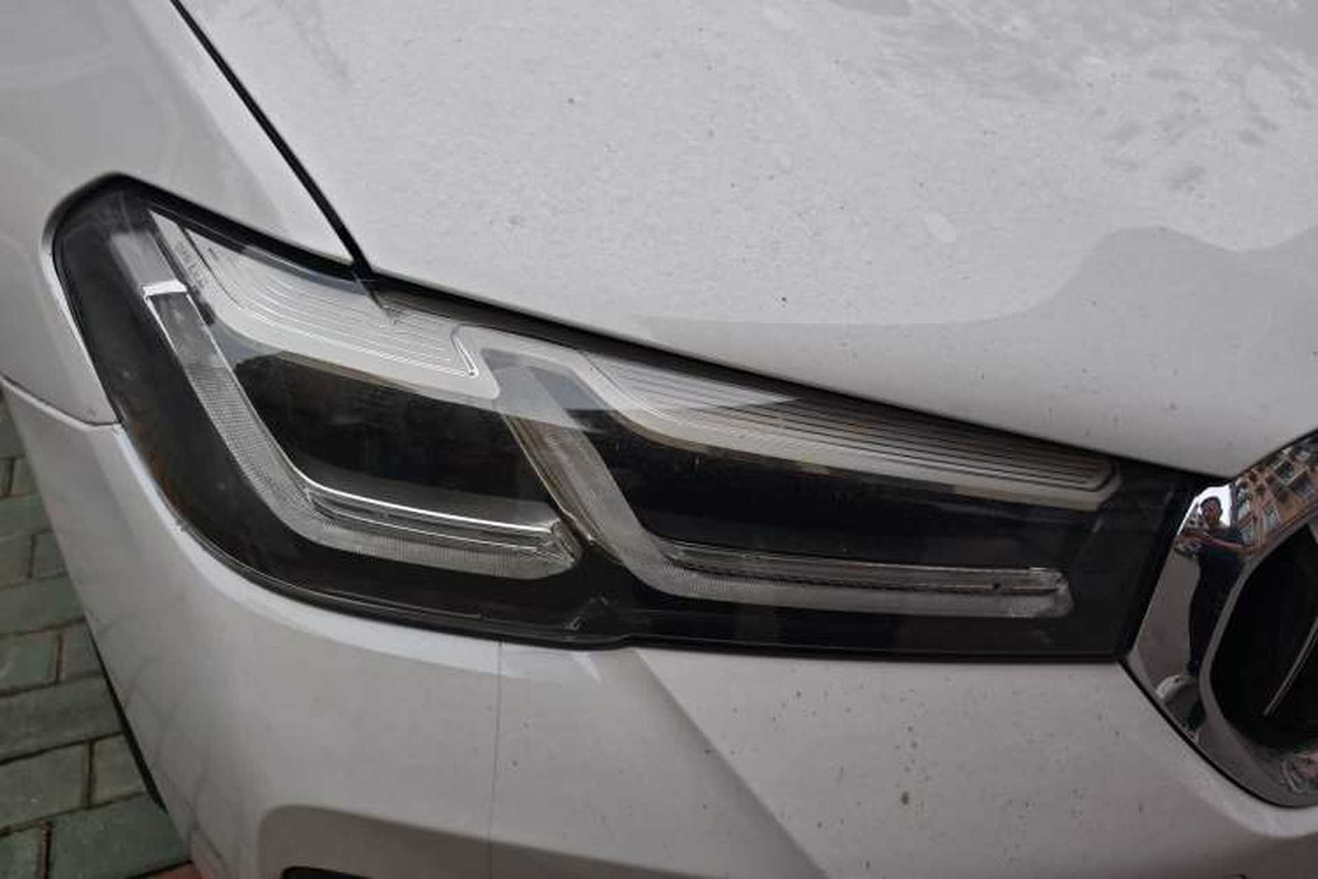 Used BMW 5 Series 2023 530Li Leading Model M Sport Package Right Front Headlight