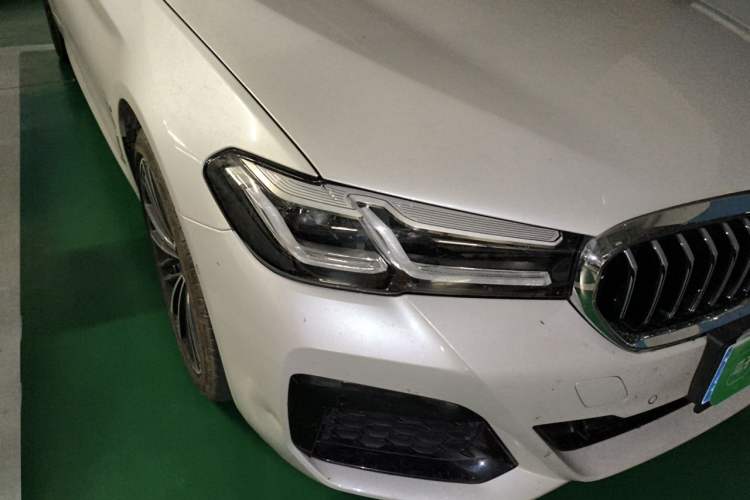 Used BMW 5 Series 2023 530Li Leading Model M Sport Package Right Front Headlight