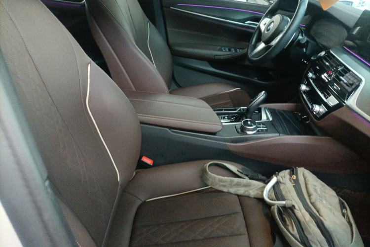 Used BMW 5 Series 2023 530Li Leading Model M Sport Package Right Front Seat