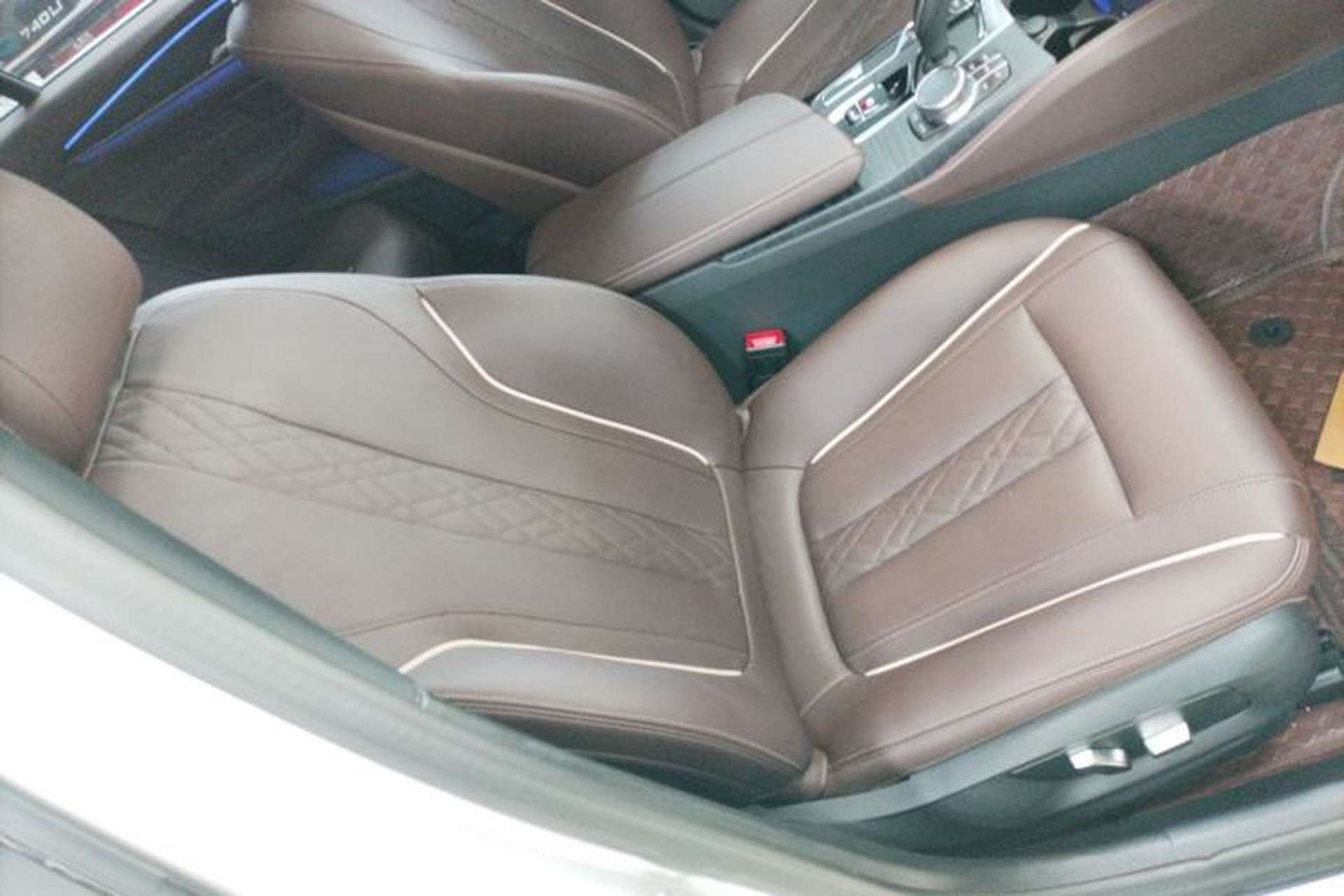 Used BMW 5 Series 2023 530Li Leading Model M Sport Package Right Front Seat