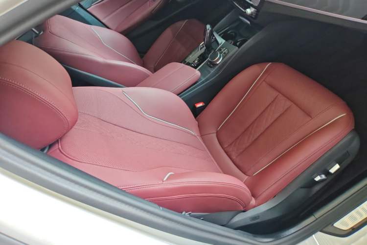 Used BMW 5 Series 2023 530Li Leading Model M Sport Package Right Front Seat