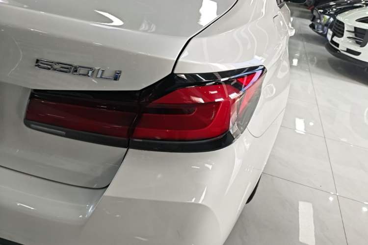 Used BMW 5 Series 2023 530Li xDrive M Sport Package Right Rear Taillight