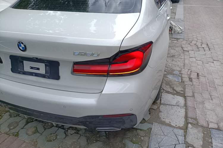 Used BMW 5 Series 2023 530Li Leading Model M Sport Package Right Rear Taillight
